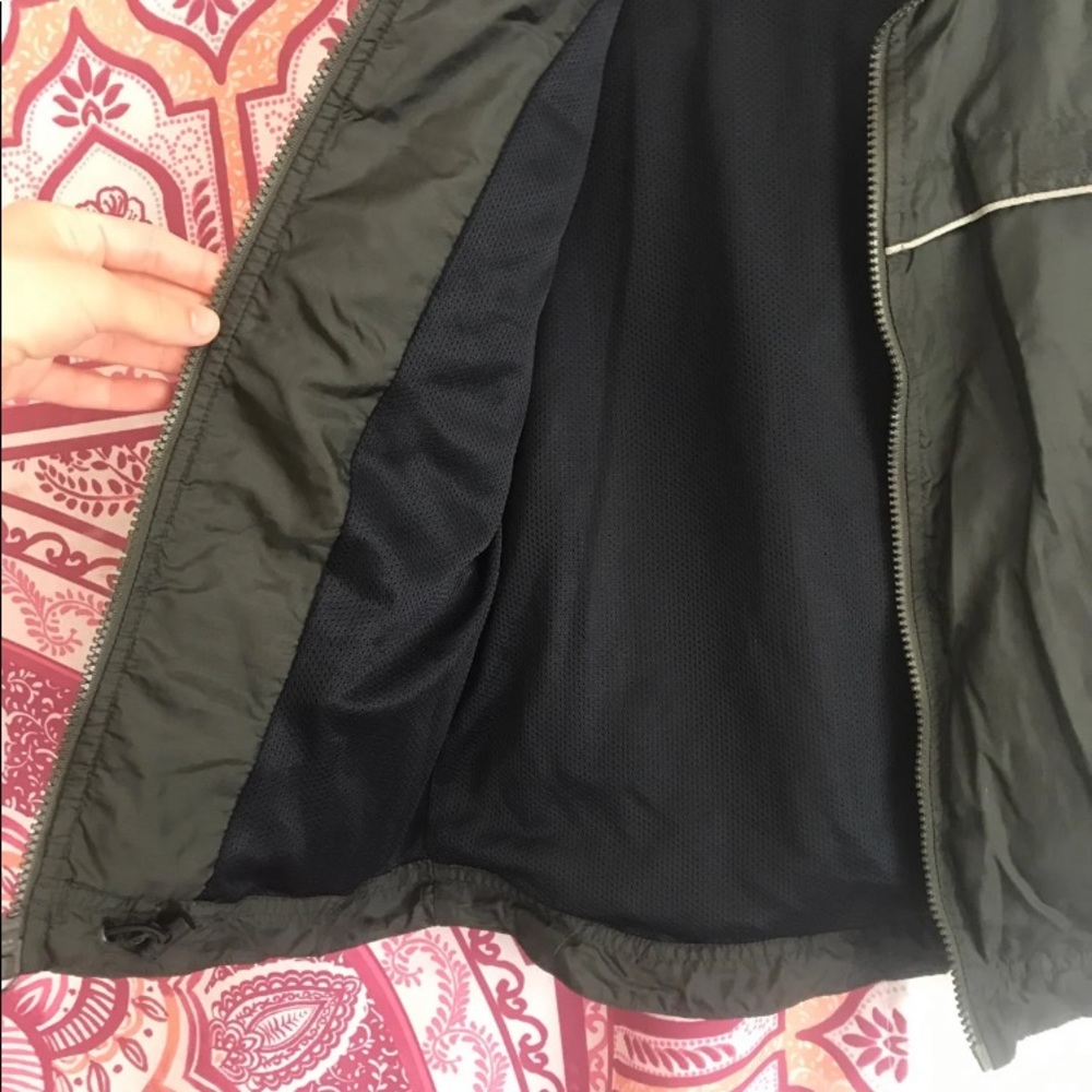 Army Green Gap Vest - image 3